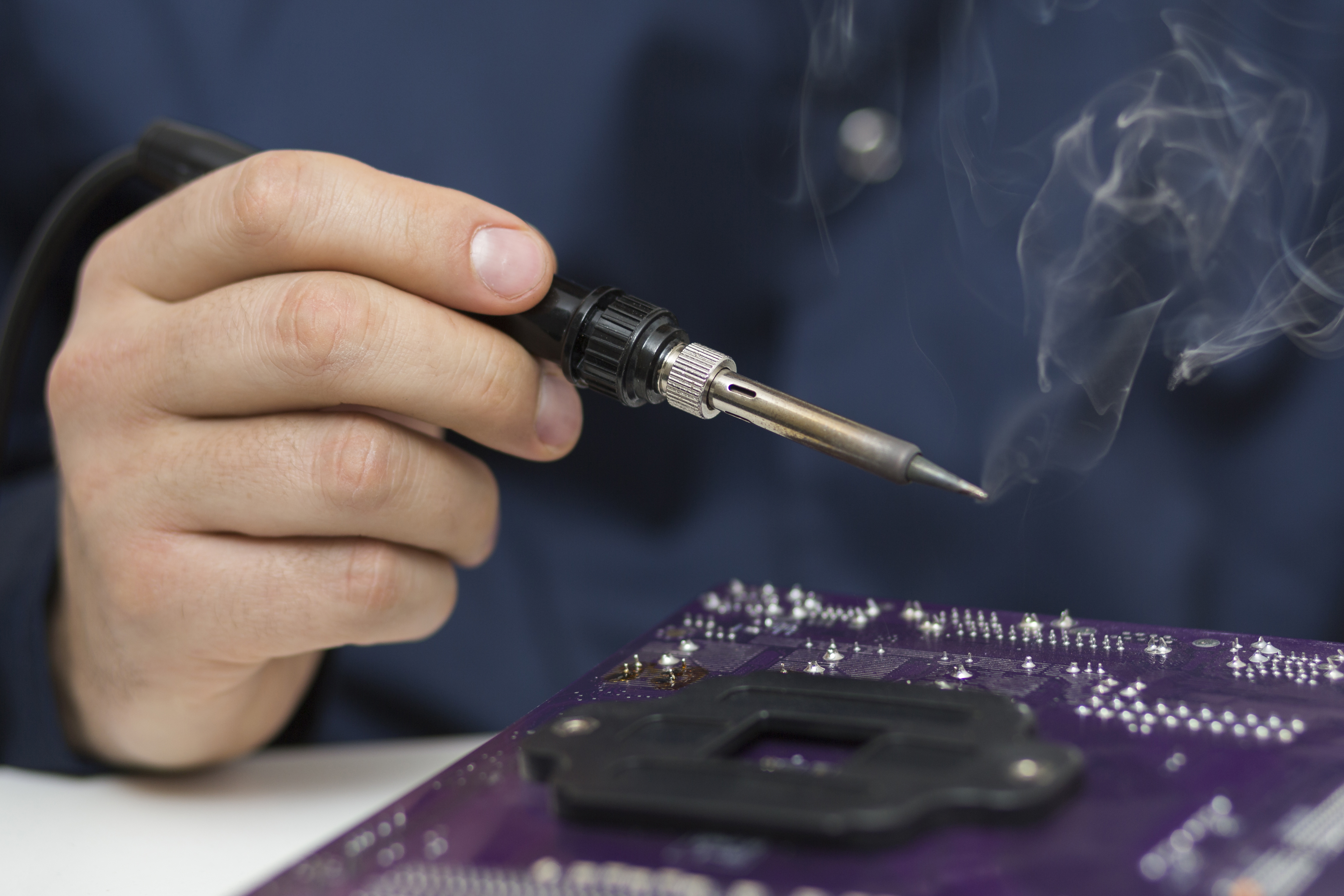 What is microsoldering